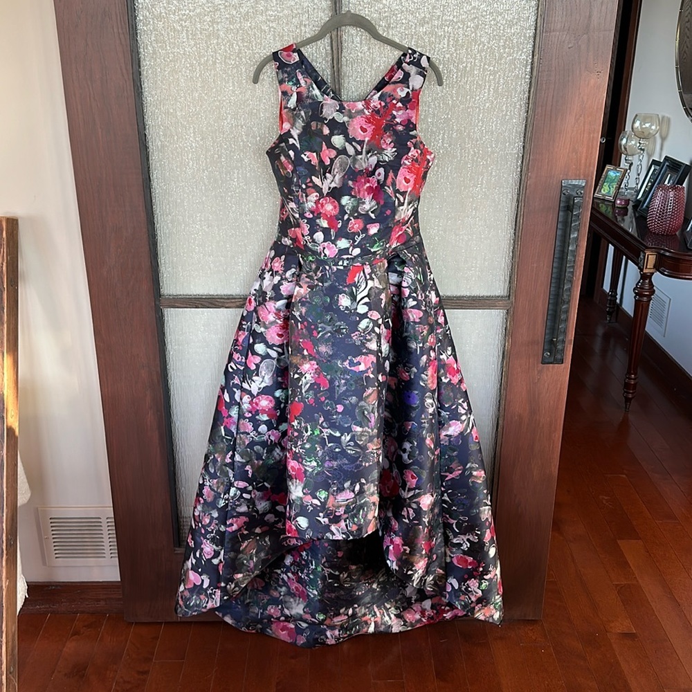 ML Monique Lhuillier Multi Floral High Low size 10